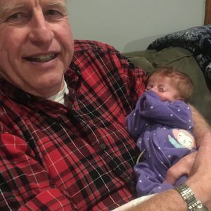 Meet your Posher, Dennis